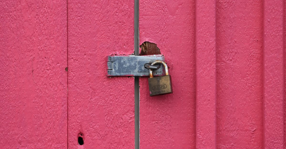 Looking for a Cheap Locksmith in Bradenton? Read This First — Coastal Pro Locksmiths